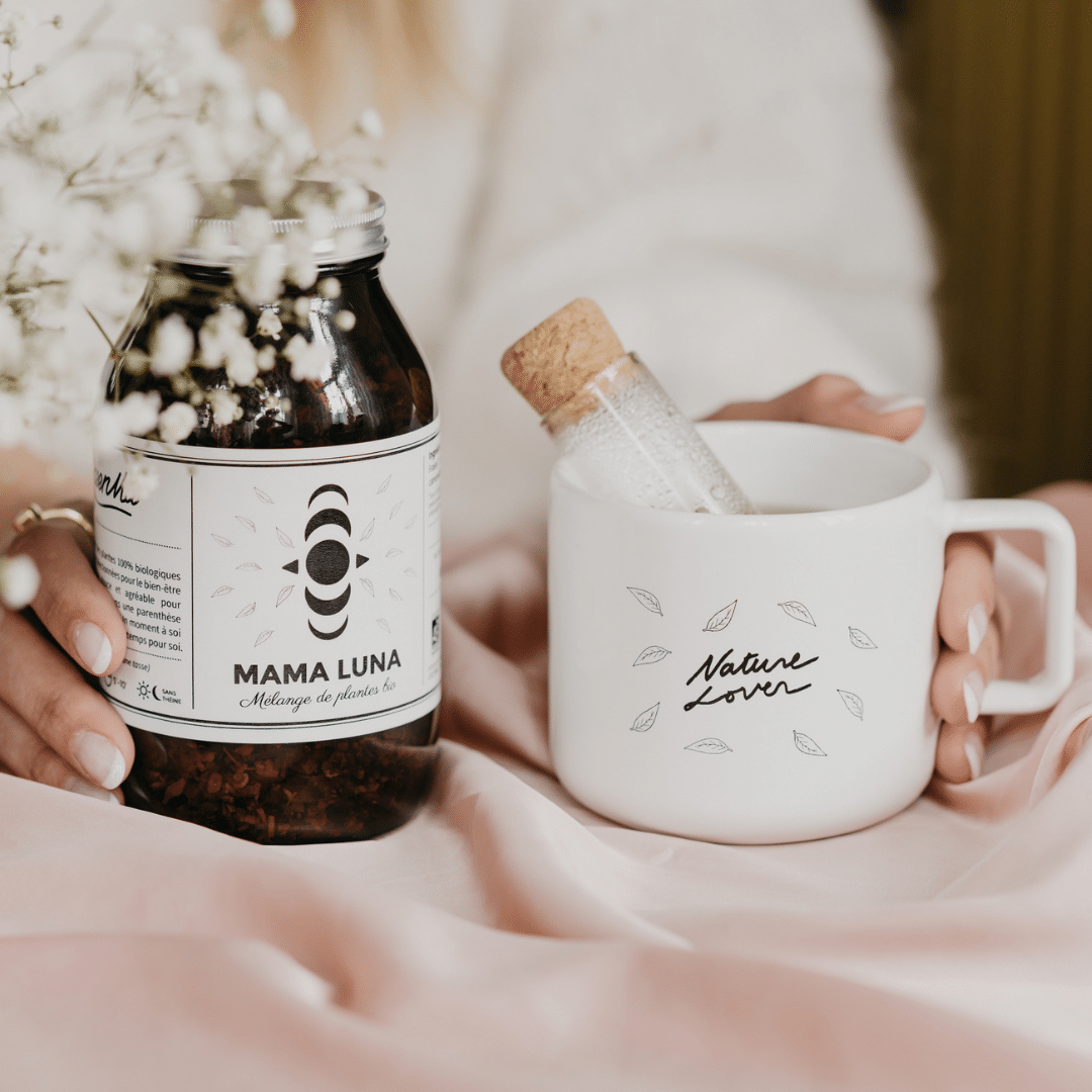 'Mama Luna' thee in een grote glazen pot - bio