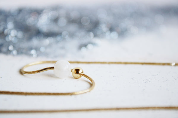 'Theia' ketting met maansteen
