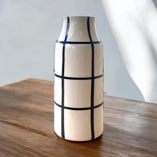 Small Bottle - Quadrados - black