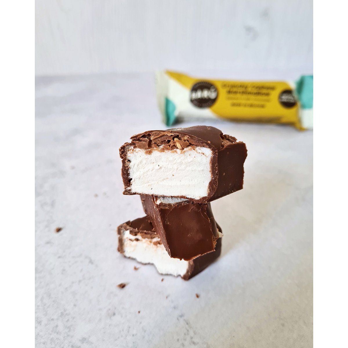 Milk Chocolate & Crunchy Cashew Marshmallow Bar