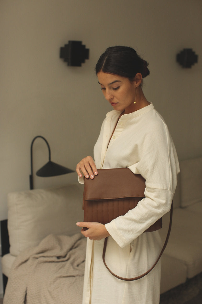 Kitarō shoulder bag • oak - laatste stuk