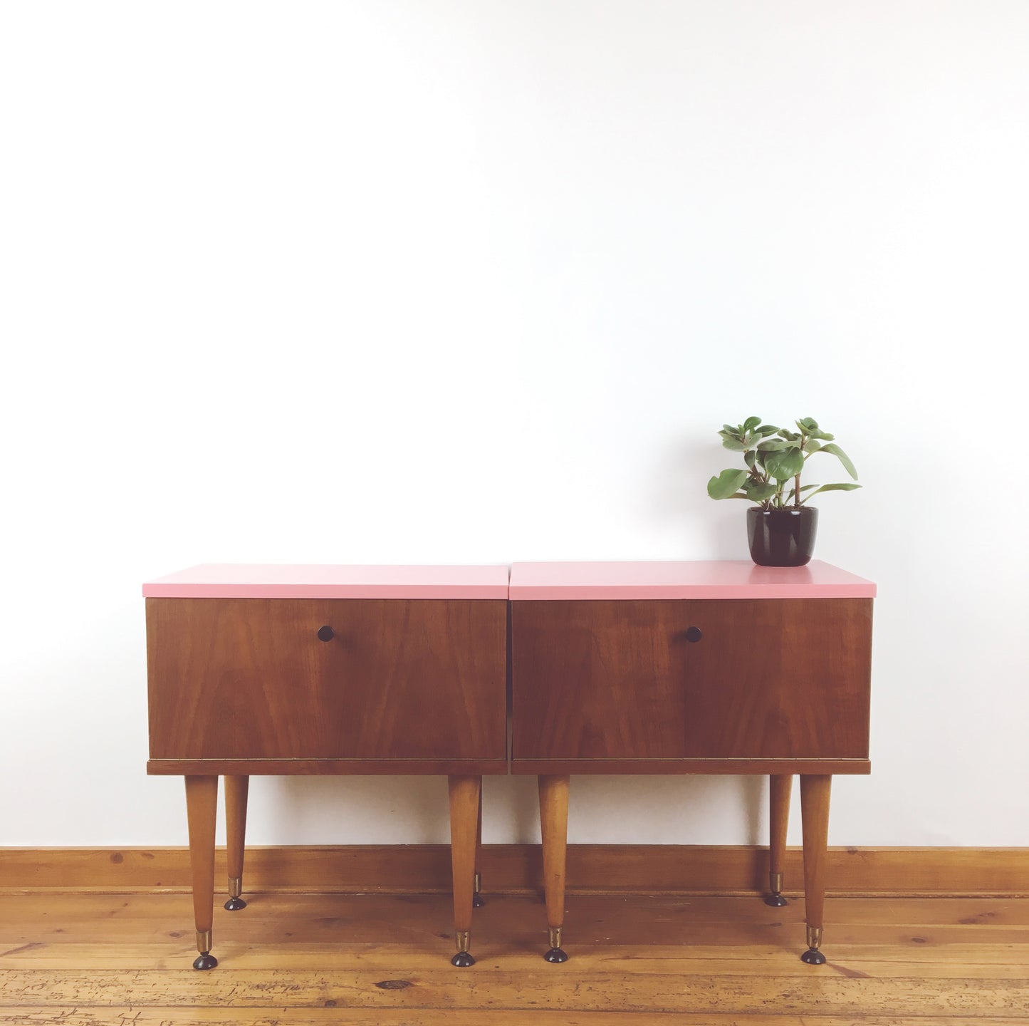 Set refurbished kastjes