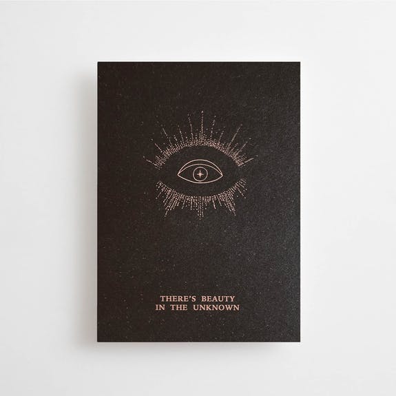 Postkaart 'There's beauty in the unknown'