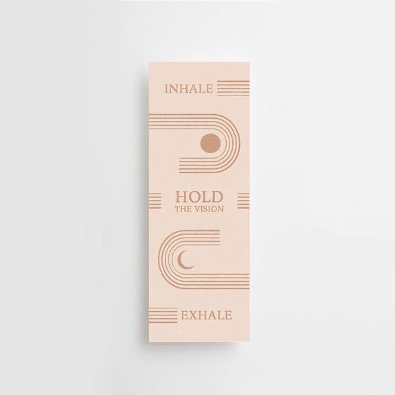 Kaartje/bladwijzer 'Inhale exhale'