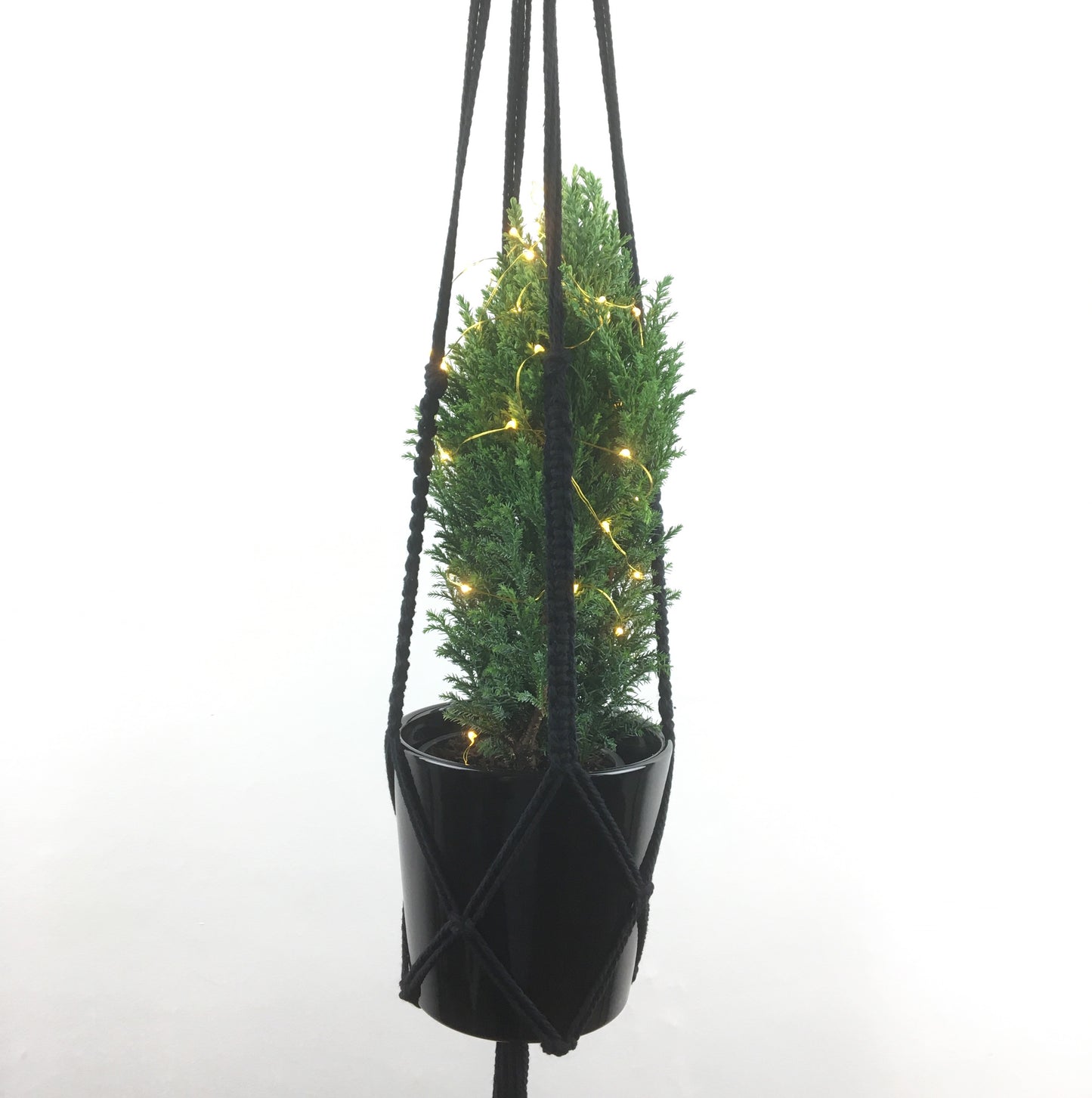 Zwarte macramé hanger