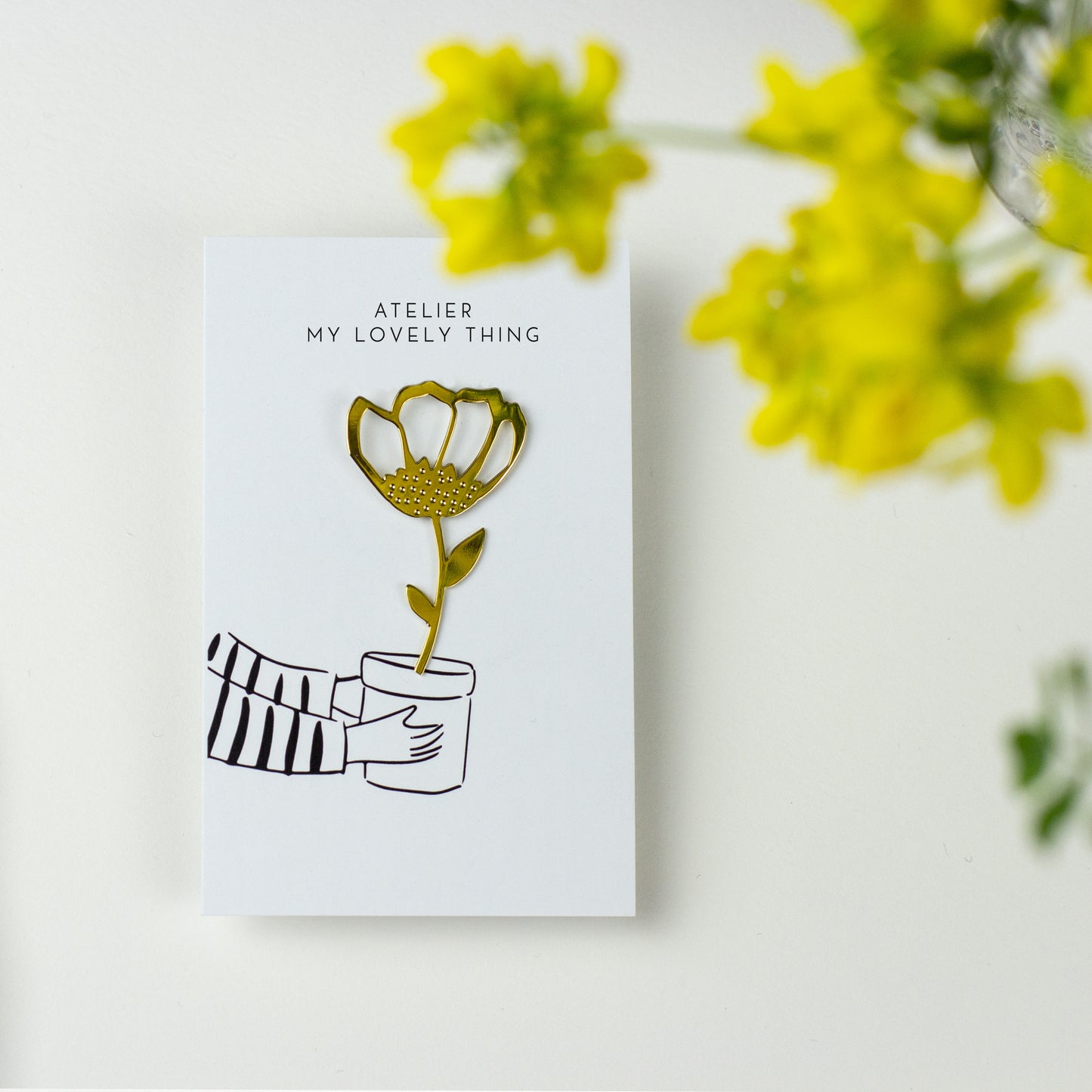 Pin 'Een bloemetje voor u'