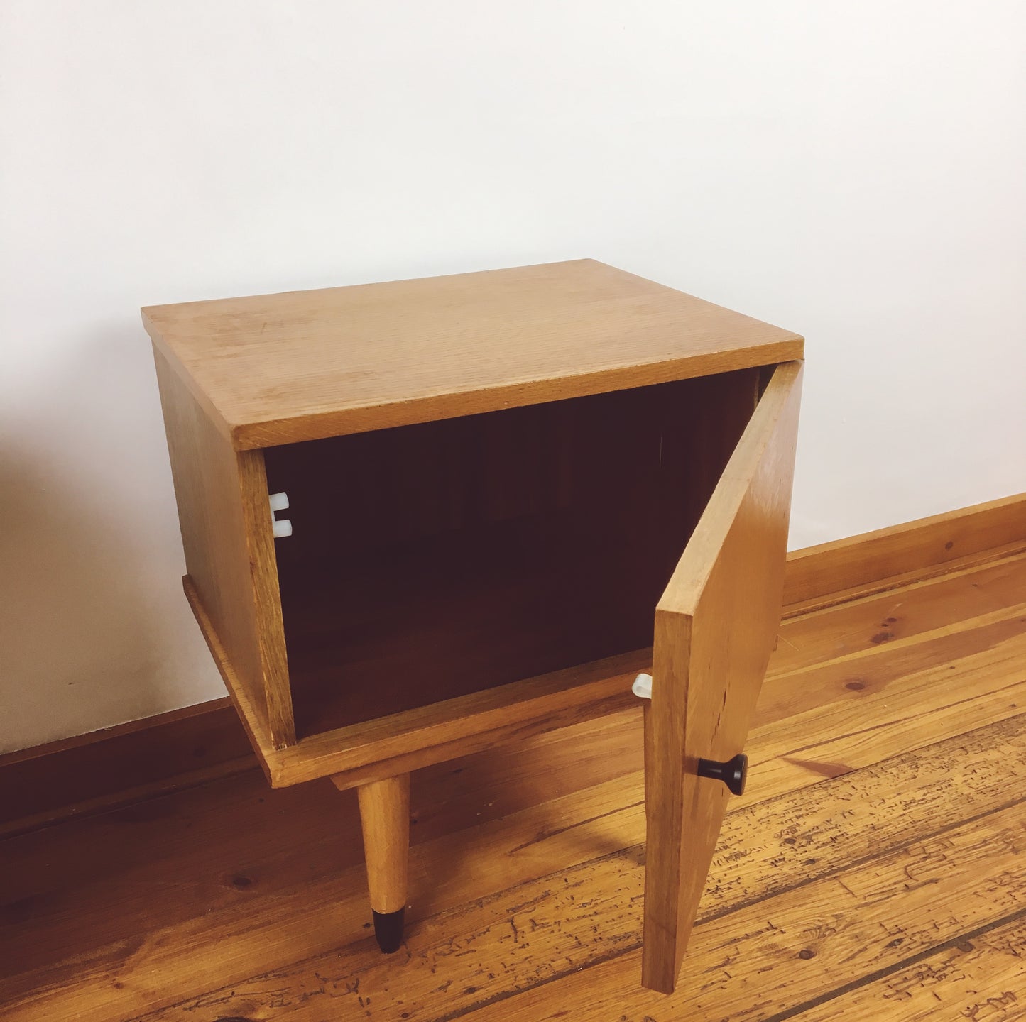 Set mid century nachtkastjes