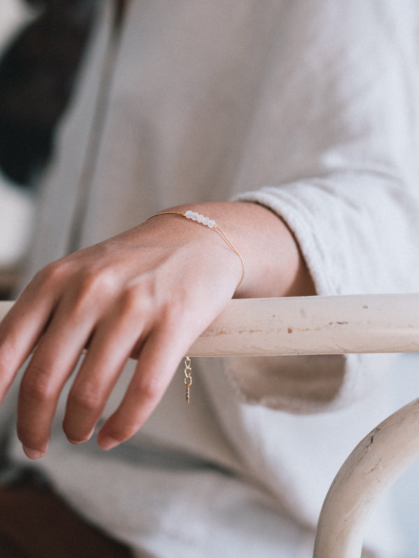 Armband van minerale kralen