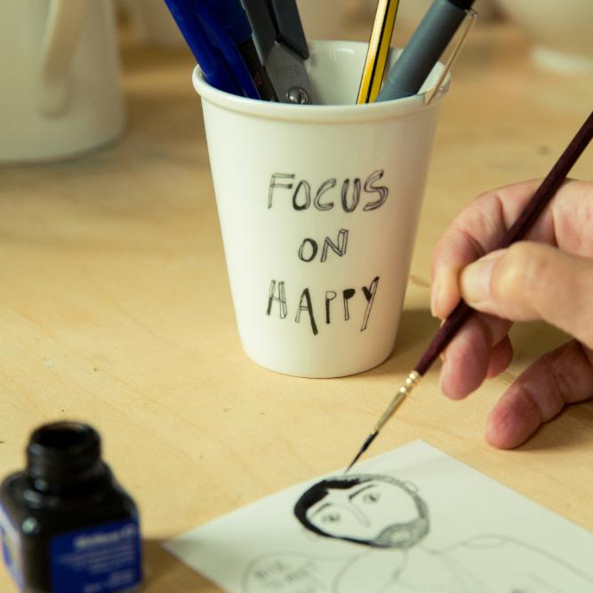 Beker 'Focus on Happy' - Helen B.