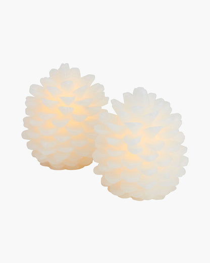 Clara dennenappels - 10 cm (2stuks)