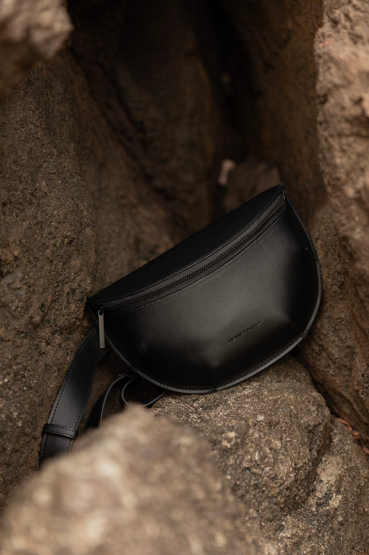 Susuki belt bag - black