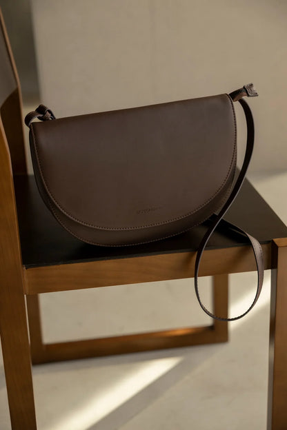 Soma - Half moon bag - darkwood