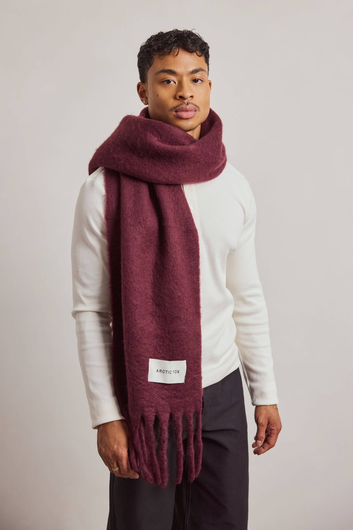 De Stockholm-sjaal - 100% gerecycled - Kersenlak