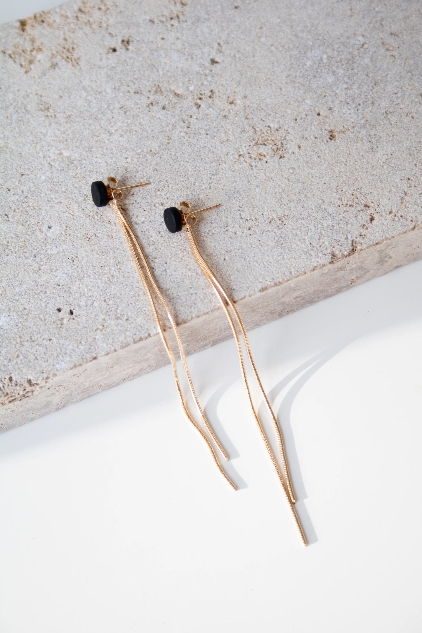 Li Gold | Oorbellen - black