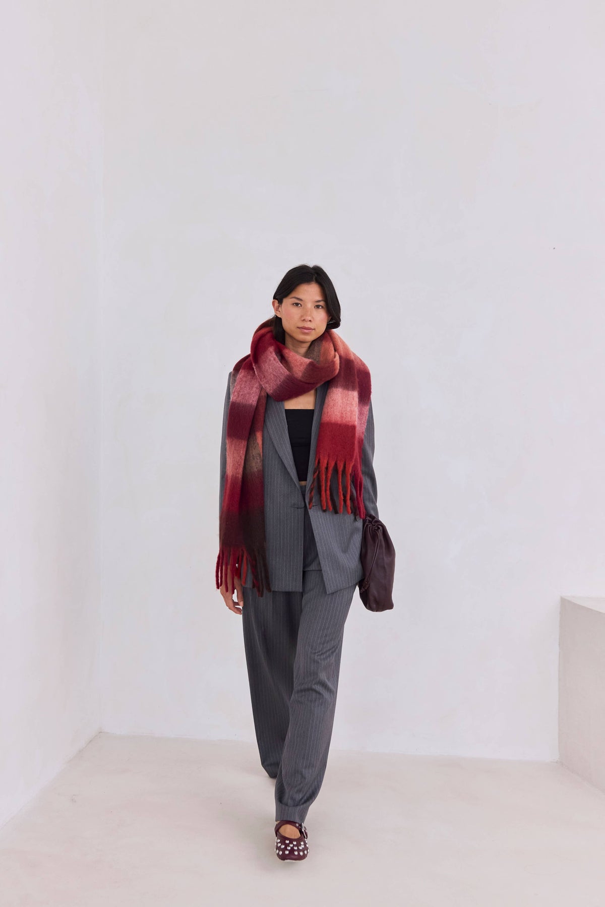 De Reykjavik-sjaal - 100% gerecycled - bordeaux geruit