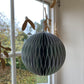 Kerstbal groen/grijs  - handmade & fairtrade