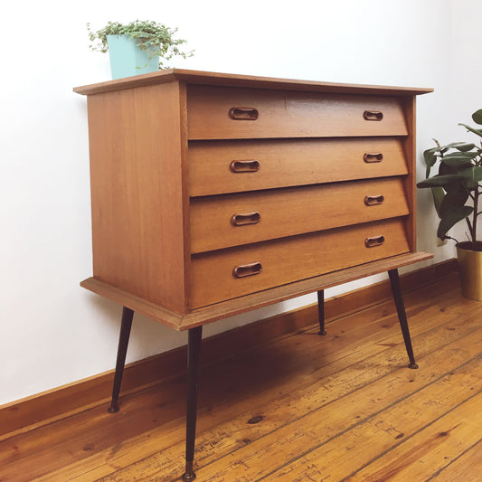 Vintage commode
